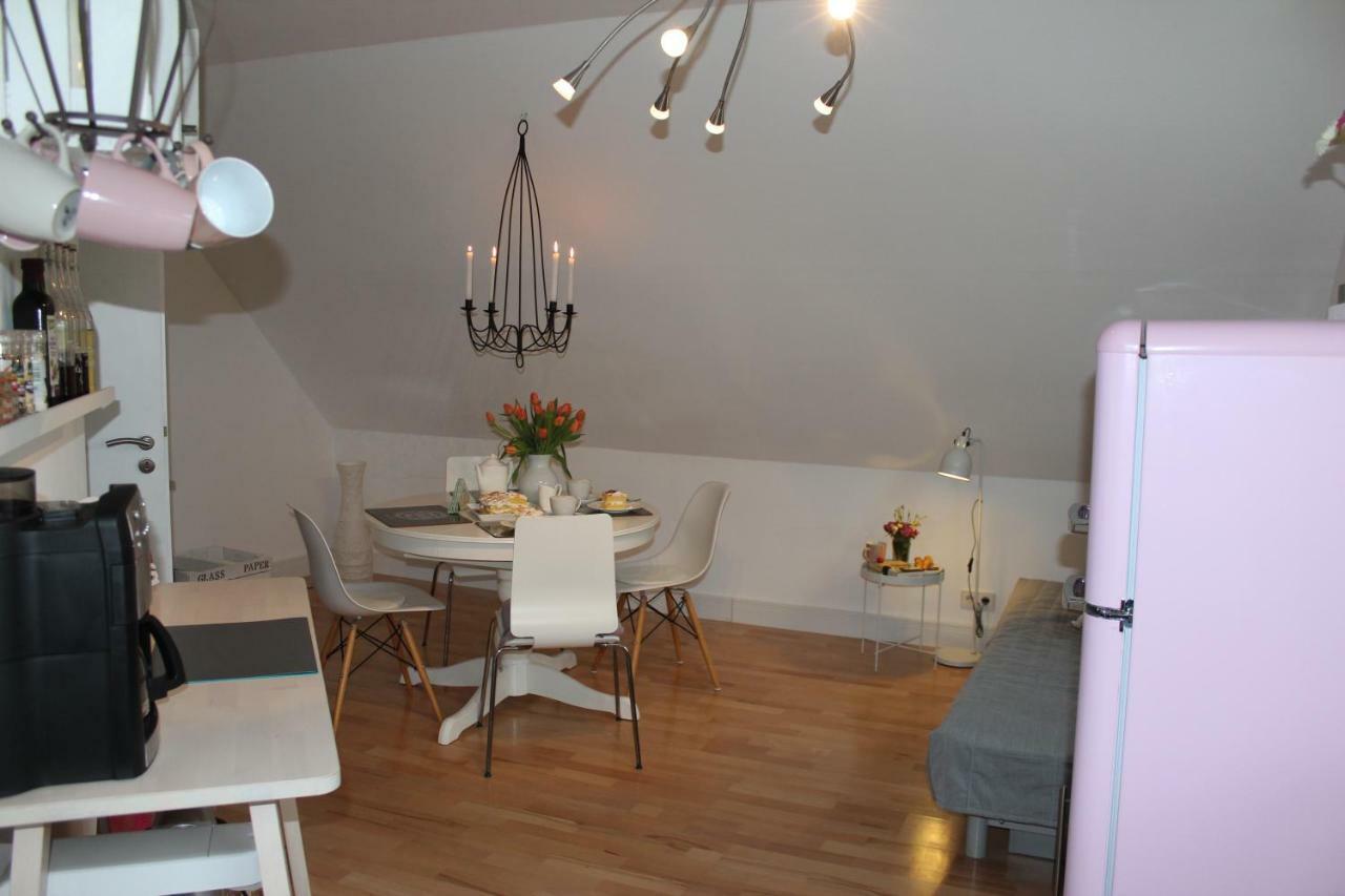 Ferienwohnung Im Tuermchen Oberfell Екстер'єр фото